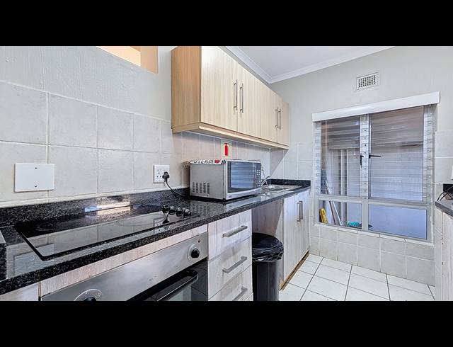 2 BEDROOM APARTMENT FOR SALE IN SALT ROCK